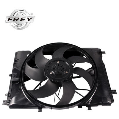 أجزاء تبريد محرك مروحة مشعاع السيارة 2045000293 لمرسيدس C180 C200 C350 W176