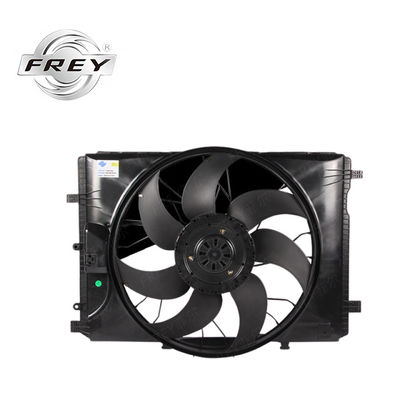 أجزاء تبريد محرك مروحة مشعاع السيارة 2045000293 لمرسيدس C180 C200 C350 W176
